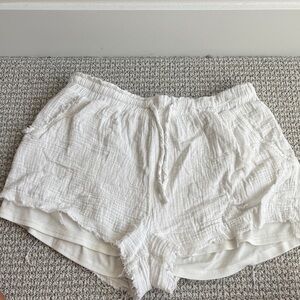 NEW IN Women's White Casual Shorts